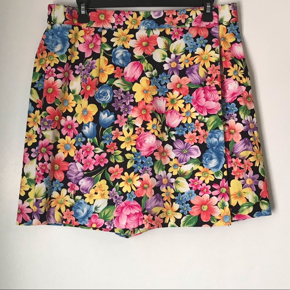 NWT Briggs skort